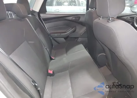 2017 Ford Focus S z USA, uszkodzony, nr VIN 1FADP3E29HL258106